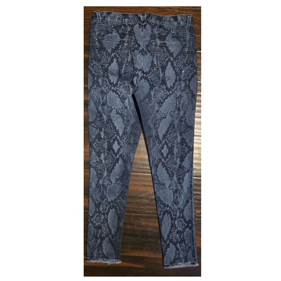 Democracy "Snake Print" Denim Jeans STRETCH SKINNY sz 8 - Picture 1 of 4